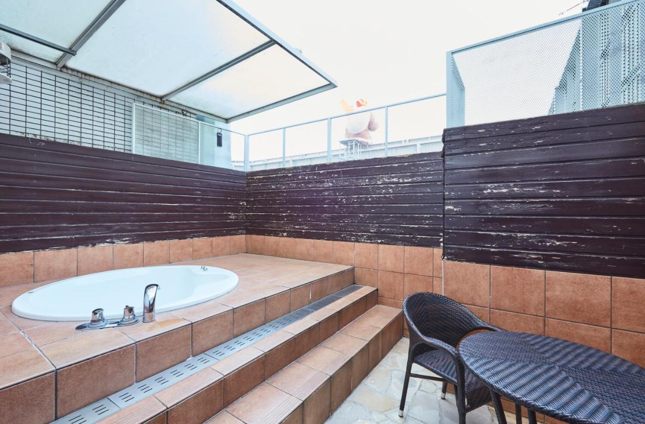 Hotel Christmas (Adults Only) Inazawa Bagian luar foto