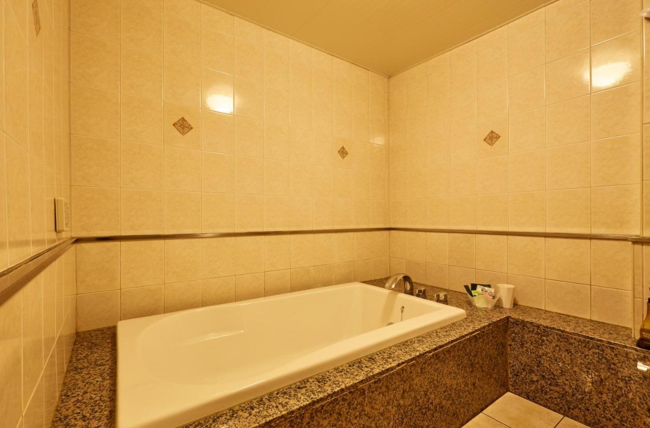 Hotel Christmas (Adults Only) Inazawa Bagian luar foto