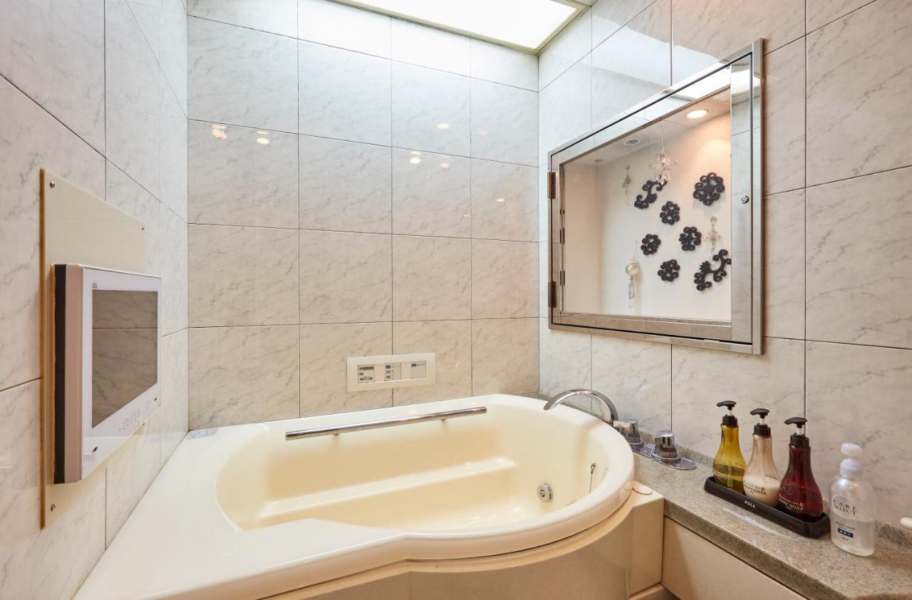 Hotel Christmas (Adults Only) Inazawa Bagian luar foto